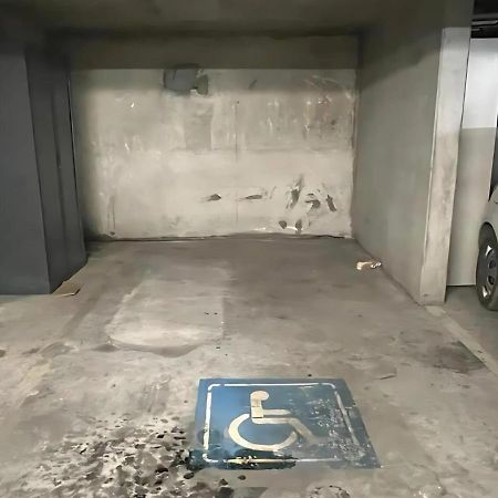 サン＝ドニLive Like A Local Stylish 2Br With Balcony & Parkingアパートメント エクステリア 写真