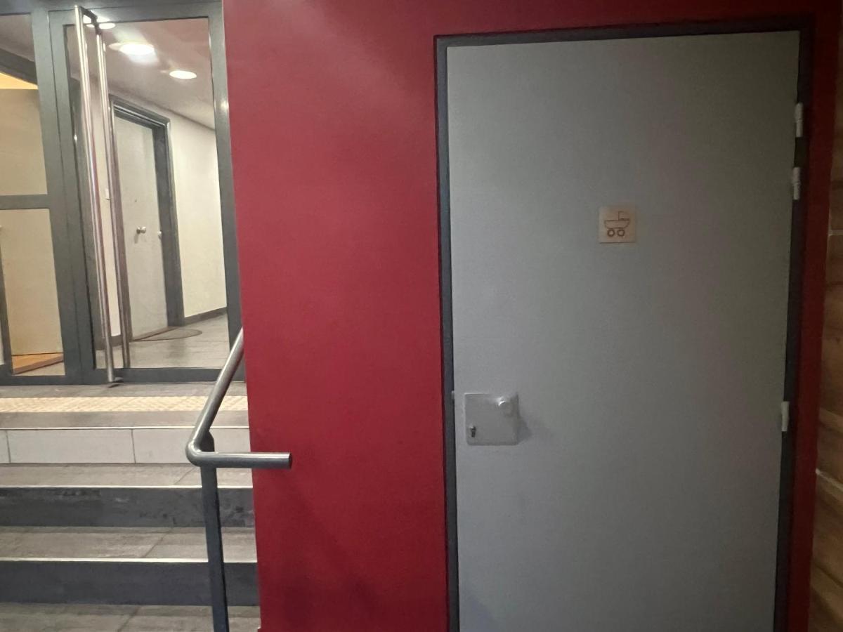 サン＝ドニLive Like A Local Stylish 2Br With Balcony & Parkingアパートメント エクステリア 写真